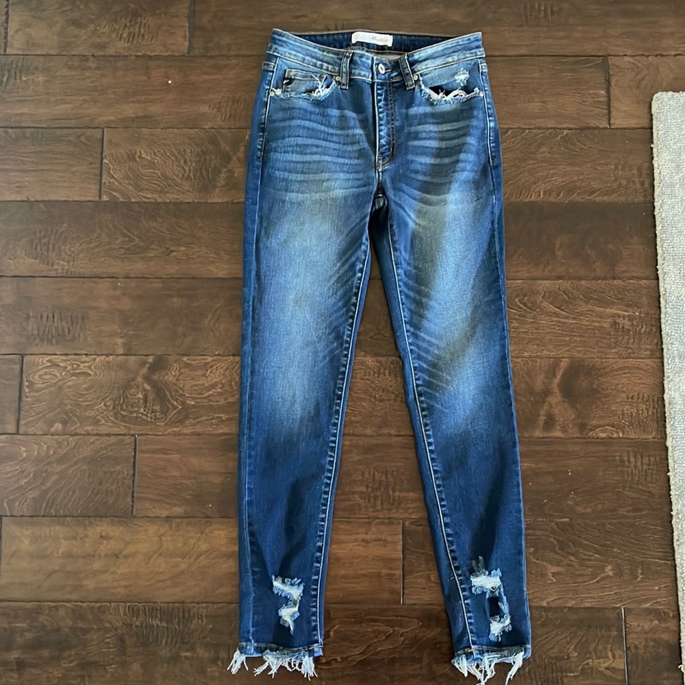 KanCan women’s jeans size 28, washed once but never worn